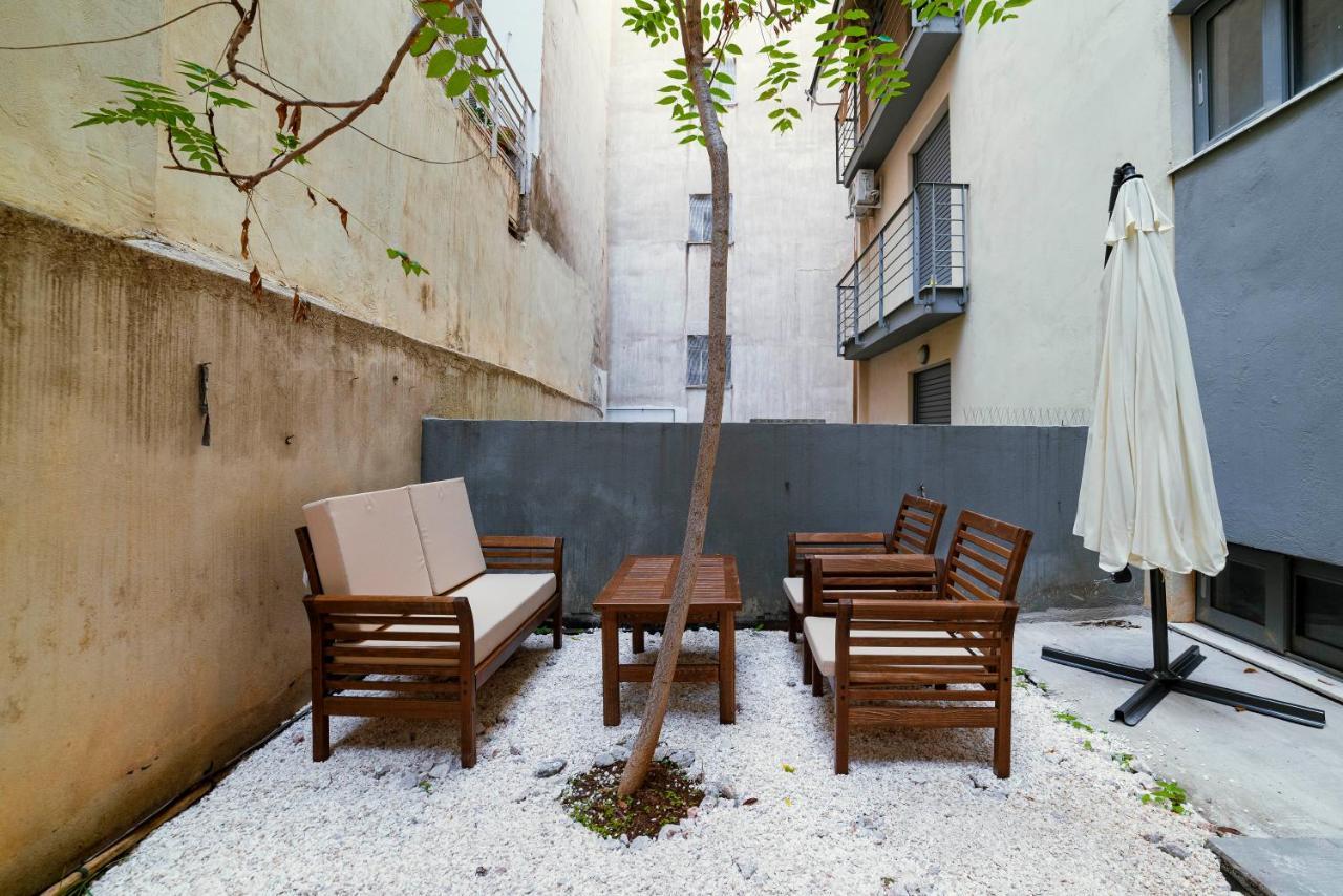 Apartmán Lykabettus Gem With Yard And Parking Atény Exteriér fotografie
